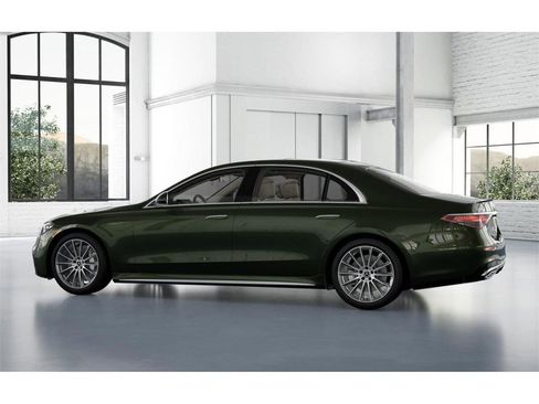 New 2026 Mercedes-Benz S 580 4MATIC Sedan image 32