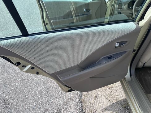 Used 2002 Nissan Altima 2.5 S image 22