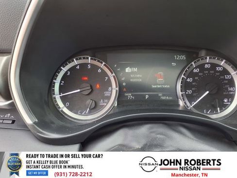 Used 2023 Toyota Highlander XLE image 22