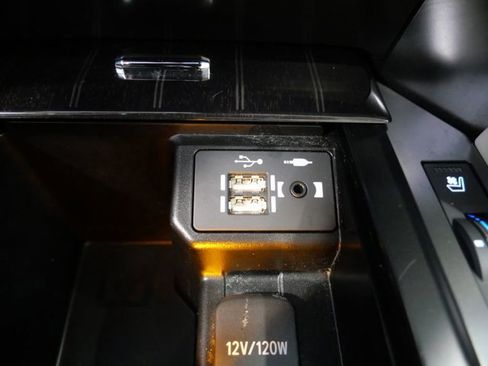 Certified 2023 Lexus GX 460 Premium w/ Premium Plus Package AWD/4WD image 27