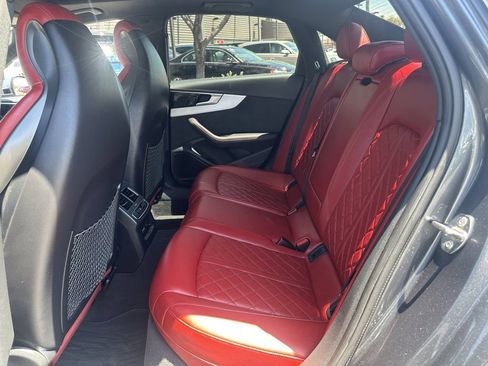 Used 2020 Audi S4 Premium Plus w/ Premium Plus Package AWD/4WD image 15