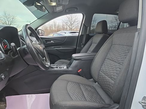 Used 2019 Chevrolet Equinox LT image 12