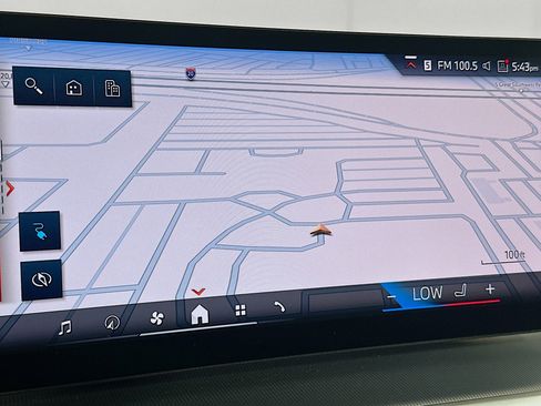 Used 2024 BMW i4 eDrive35 w/ Convenience Package image 22