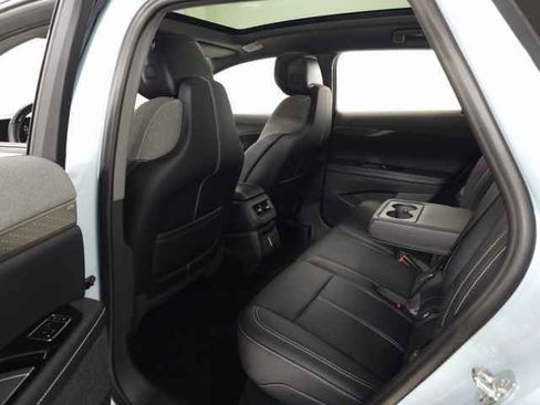 New 2026 Cadillac Optiq Sport 1 w/ LPO, Floor Liner Package image 37