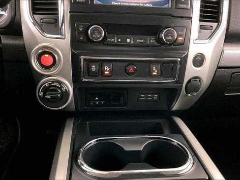 Used 2019 Nissan Titan PRO-4X w/ Pro-4x Utility Package AWD/4WD image 16