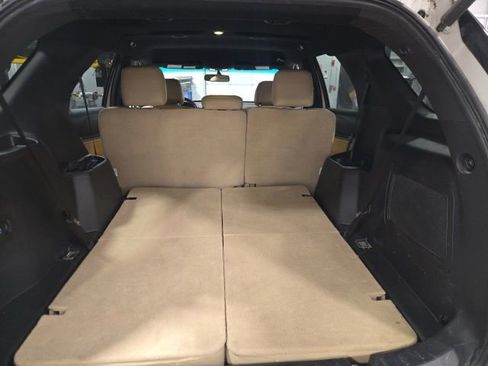 Used 2016 Ford Explorer Limited FWD image 12