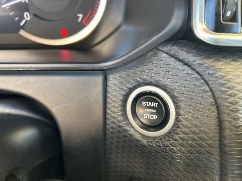 Used 2021 Land Rover Range Rover Velar S image 49