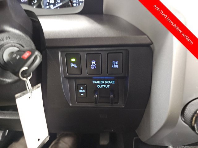 Used 2018 Toyota Tundra SR5 w/ TRD Off Road Package AWD/4WD image 21