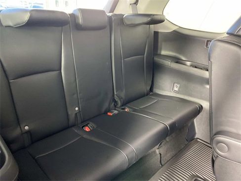 Used 2024 Toyota Grand Highlander Limited image 11