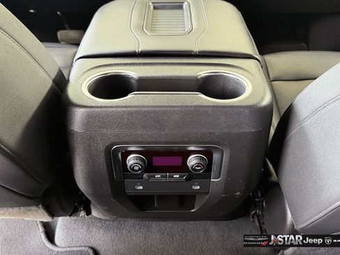 Used 2024 Chevrolet Tahoe LT AWD/4WD image 29