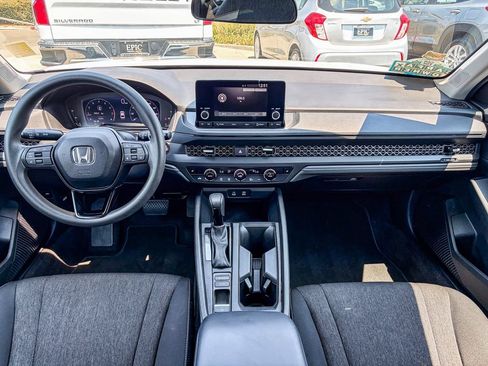 Used 2025 Honda Accord SE image 14