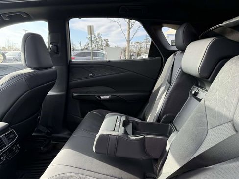 Used 2024 Lexus RX 350 AWD image 17