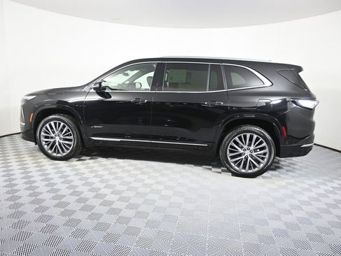 Used 2025 Buick Enclave Avenir w/ Super Cruise Package AWD/4WD image 3