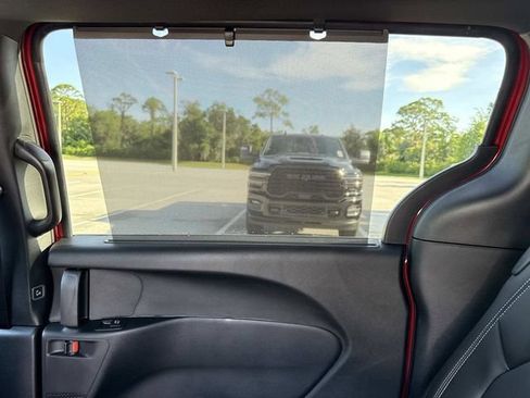 New 2027 Chrysler Pacifica Select FWD image 13