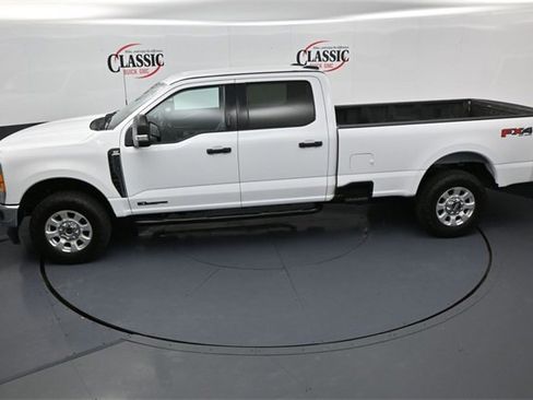 Used 2023 Ford F250 XLT w/ FX4 Off-Road Package image 17