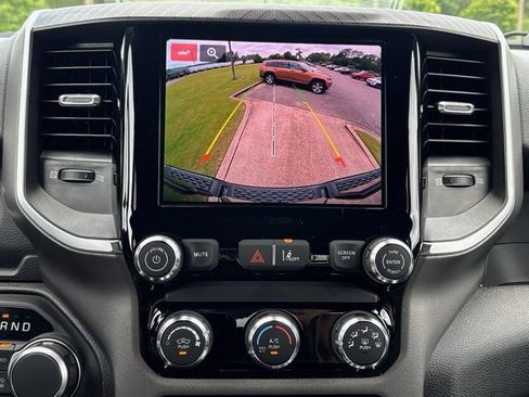 New 2026 RAM 1500 Express AWD/4WD image 19