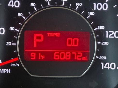 Used 2017 Kia Soul w/ Convenience Package FWD image 31