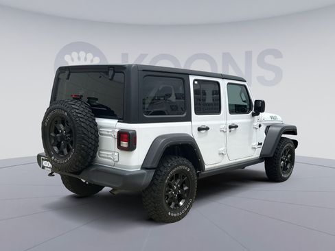 Used 2021 Jeep Wrangler Unlimited Sport AWD/4WD image 11