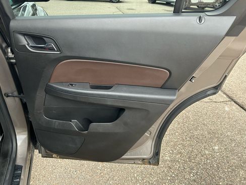 Used 2012 Chevrolet Equinox LTZ image 16