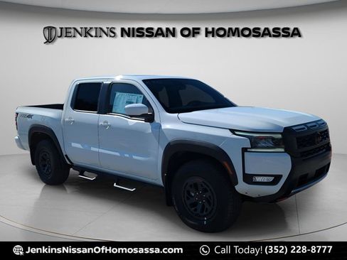 New 2026 Nissan Frontier PRO-4X w/ Pro-4x Convenience Package image 2