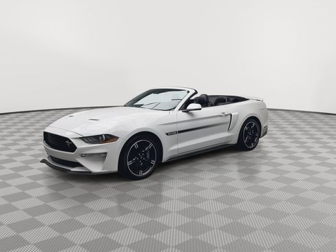 Certified 2019 Ford Mustang GT Premium w/ Equipment Group 401A RWD image 36