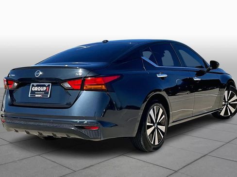 Certified 2022 Nissan Altima 2.5 SV FWD image 23