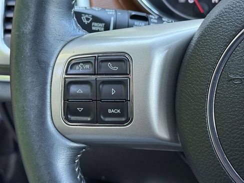 Used 2013 Jeep Grand Cherokee Overland Summit AWD/4WD image 22