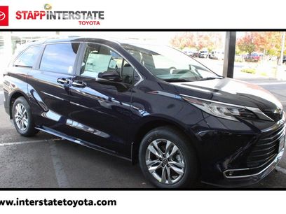 New 2025 Toyota Sienna Limited