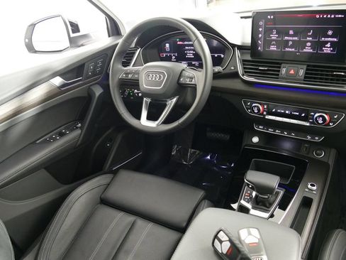 Used 2024 Audi Q5 2.0T Prestige AWD/4WD image 25