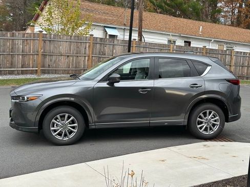 New 2025 MAZDA CX-5 AWD 2.5 S w/ Preferred Package image 4