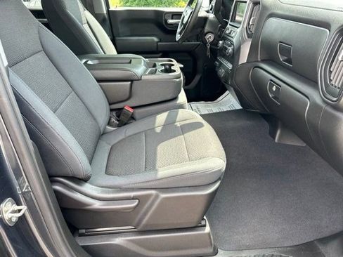 Used 2020 Chevrolet Silverado 1500 Custom Trail Boss w/ Custom Convenience Package AWD/4WD image 43