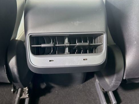 Used 2023 Tesla Model 3 Standard Range image 25