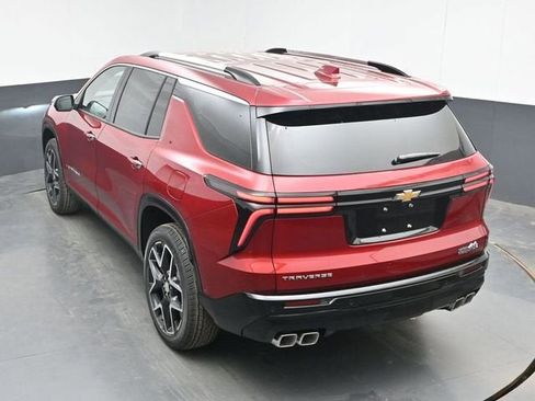 New 2026 Chevrolet Traverse High Country w/ LPO, Floor Liner Package FWD image 39