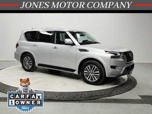 Used 2024 Nissan Armada SL image 1