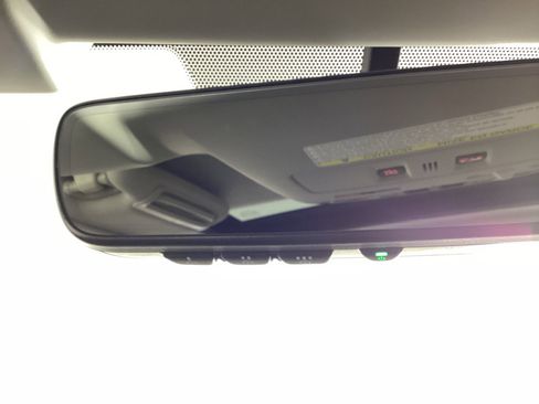 Used 2017 Subaru Crosstrek 2.0i Limited image 25