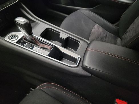 Used 2025 Nissan Sentra SR FWD image 26