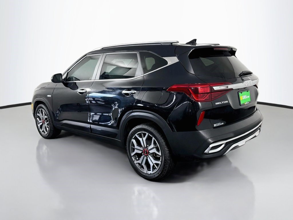 Used 2022 Kia Seltos SX w/ Sunroof Package AWD/4WD image 7