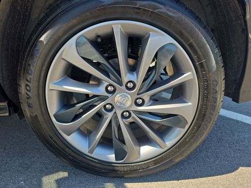 Used 2023 Buick Encore GX Select w/ Sport Touring Package FWD image 29