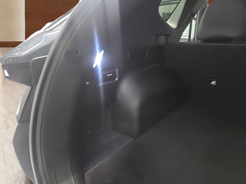 Certified 2025 Hyundai Tucson SEL AWD/4WD image 15