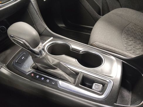 Used 2024 Chevrolet Equinox LT image 26