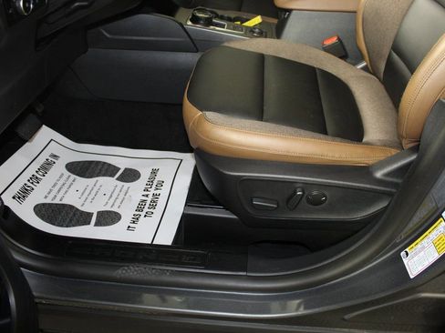 Certified 2025 Ford Bronco Sport Outer Banks image 9