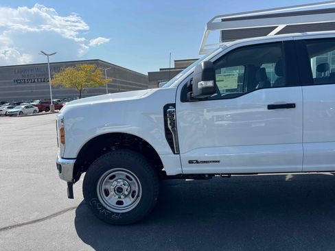 New 2025 Ford F350 XL w/ XL Chrome Package image 2