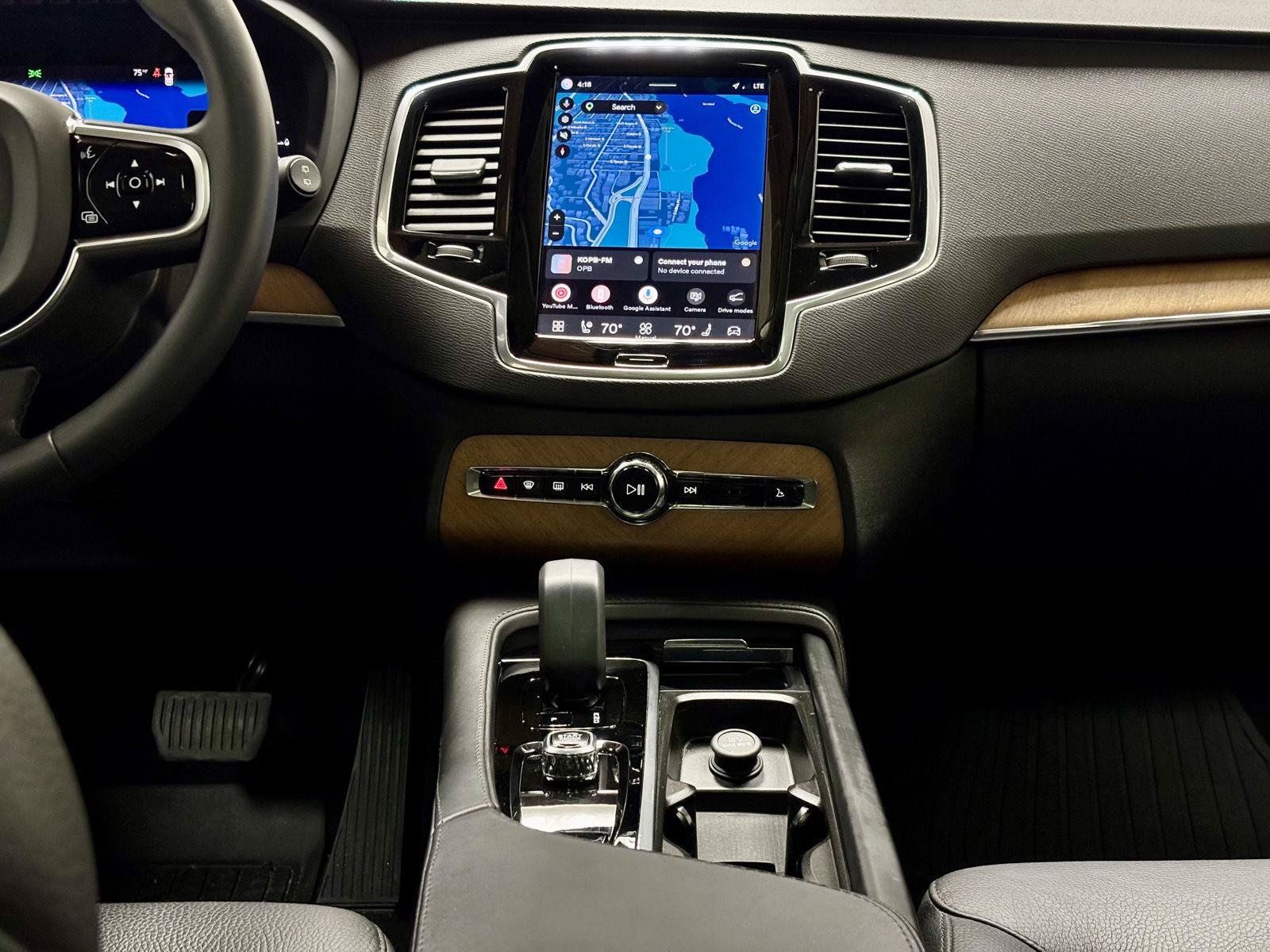 Used 2024 Volvo XC90 T8 Plus w/ Protection Package Premier AWD/4WD image 31