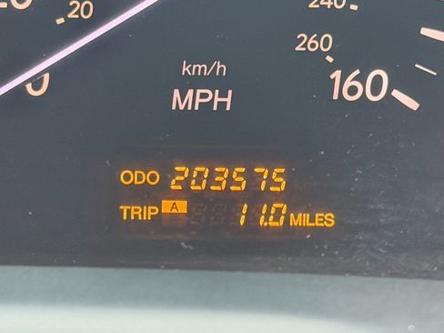 Used 2004 Lexus LS 430 image 18