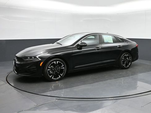 Used 2023 Kia K5 GT-Line w/ GT-Line Premium Package image 3