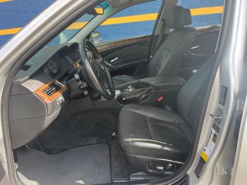 Used 2010 BMW 535i xDrive Sedan image 10