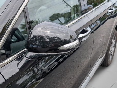 Used 2023 Hyundai Santa Fe SEL w/ Premium Package AWD/4WD image 2