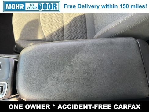 Used 2023 Chevrolet Equinox LT FWD image 24