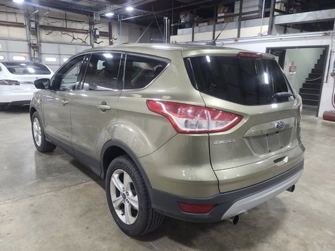 Used 2013 Ford Escape SE image 3