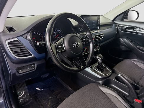 Used 2021 Kia Seltos S FWD image 22